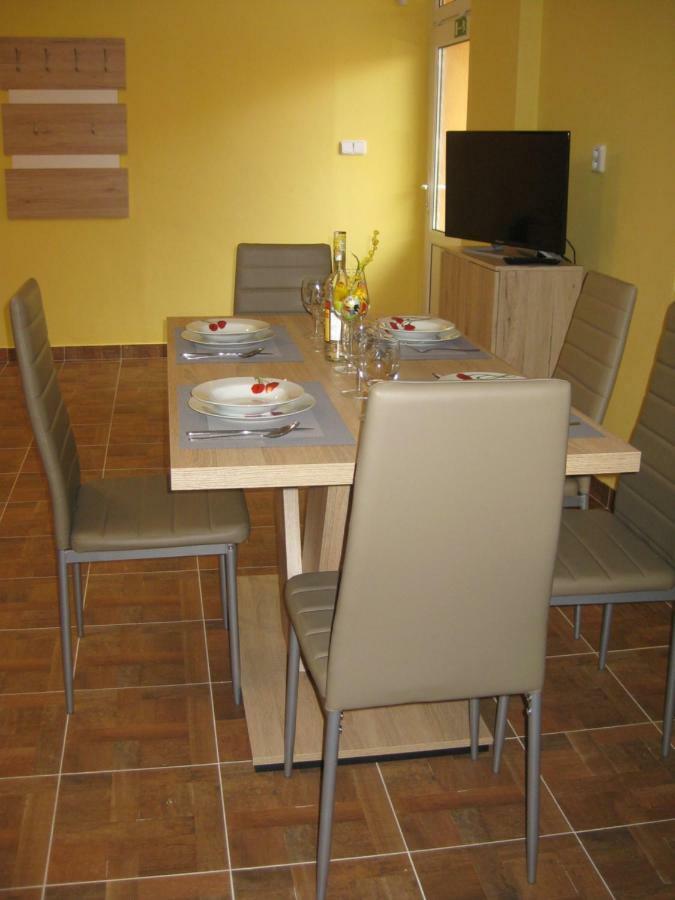 Apartmány včelka Hranice u Novych Hradu Exteriér fotografie